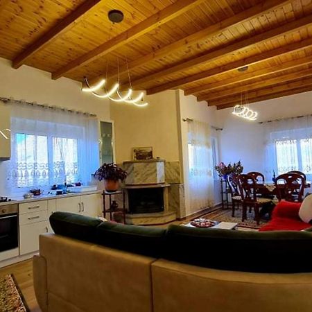 Villa Goliku Pestani Habitación foto